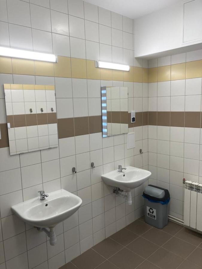 Hostel Przy Stadionie Jaworzno Eksteriør bilde